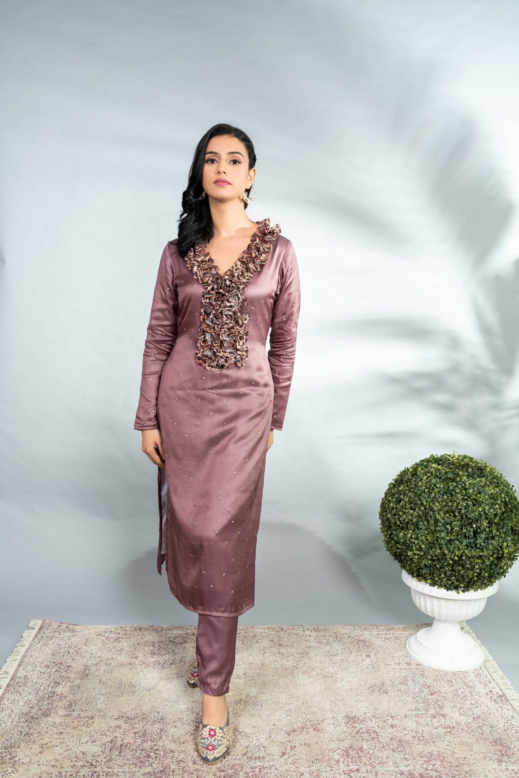 Sabz Gulshan Kurta Set main image 1