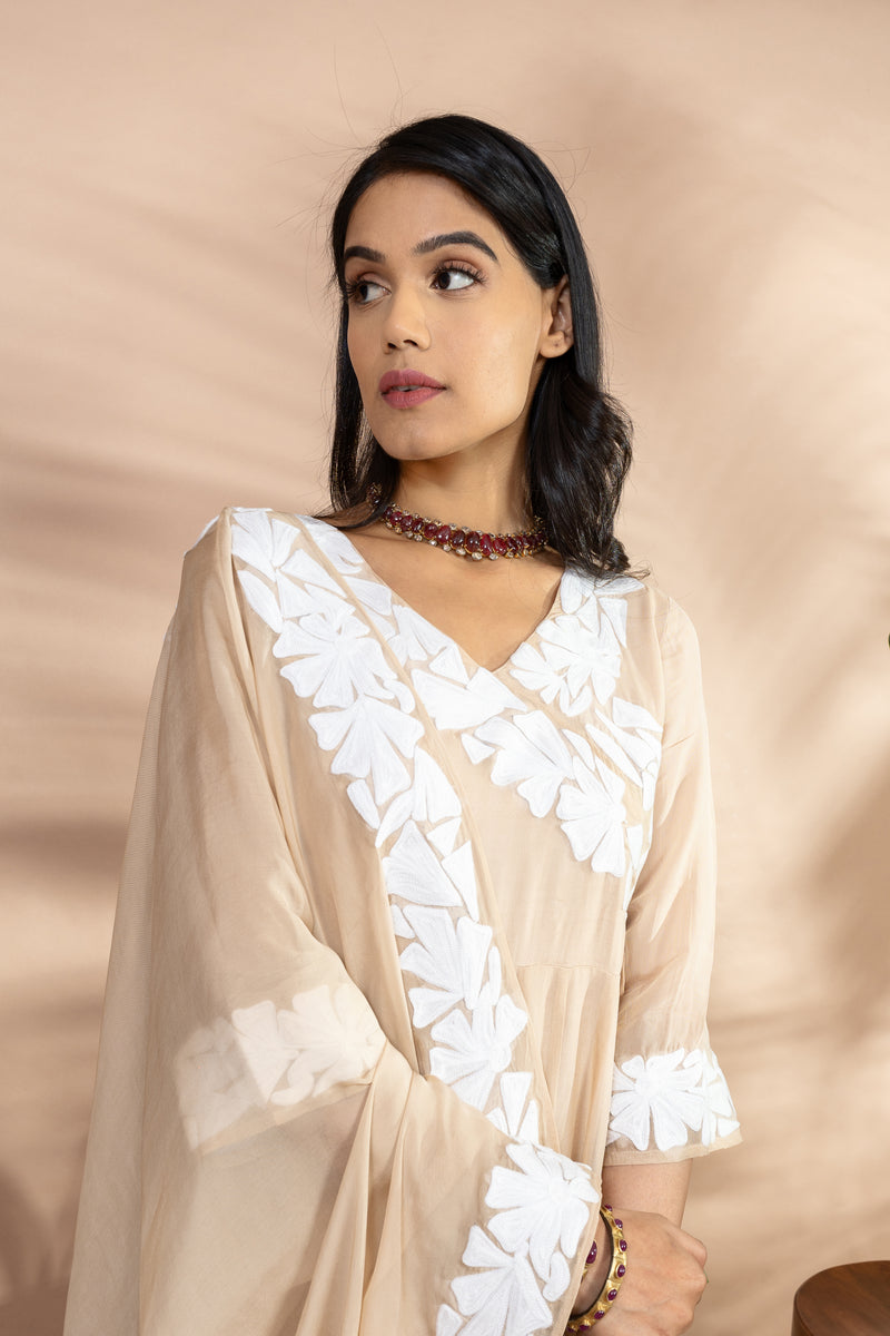 ZOYA EMBROIDERED SET